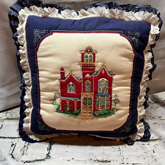 Vintage Victorian House Embroidered Throw Pillows with Lace Trim (Set of 2) - Picture 6 of 9
